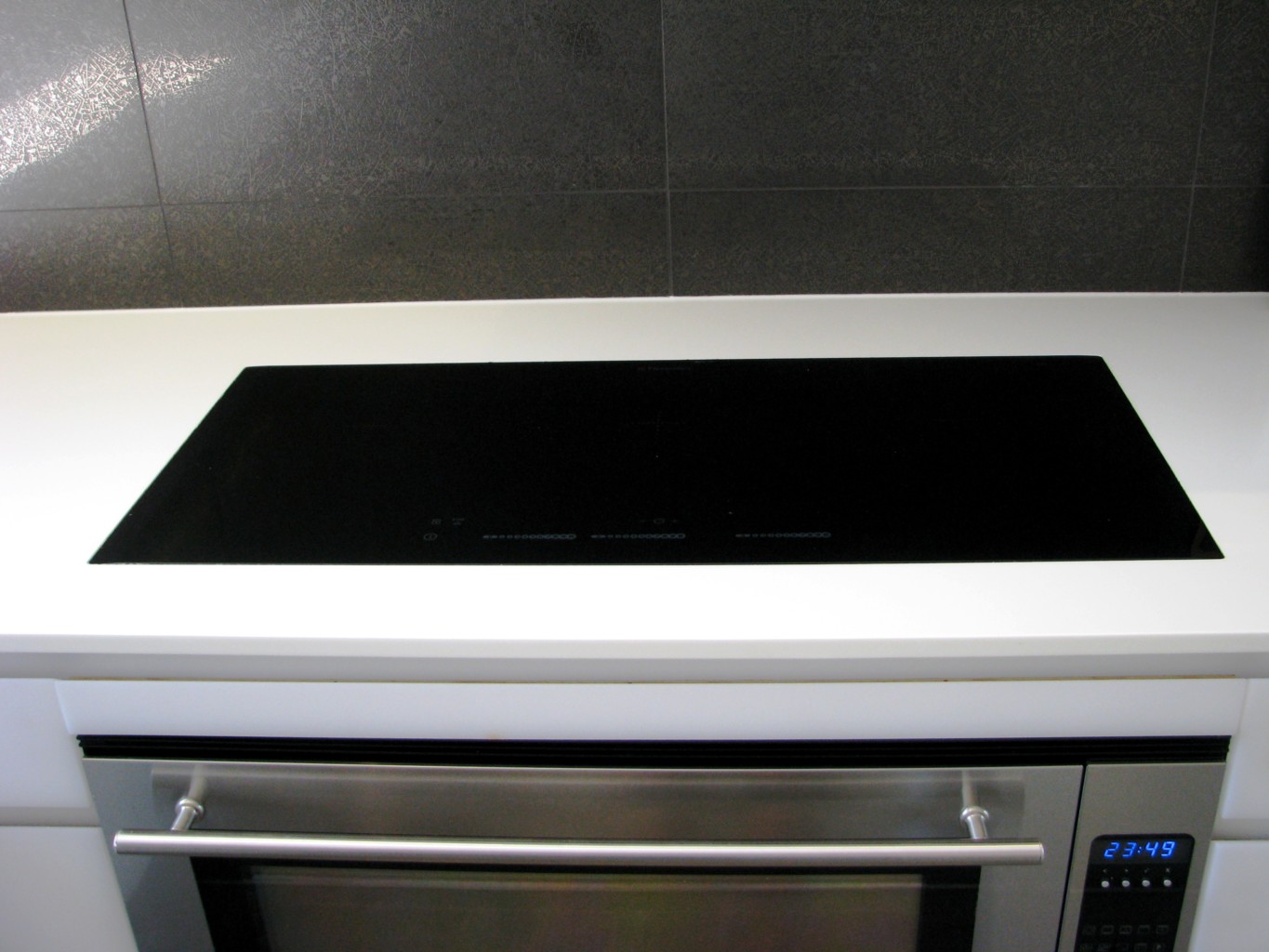 naremburn-house-induction-hob